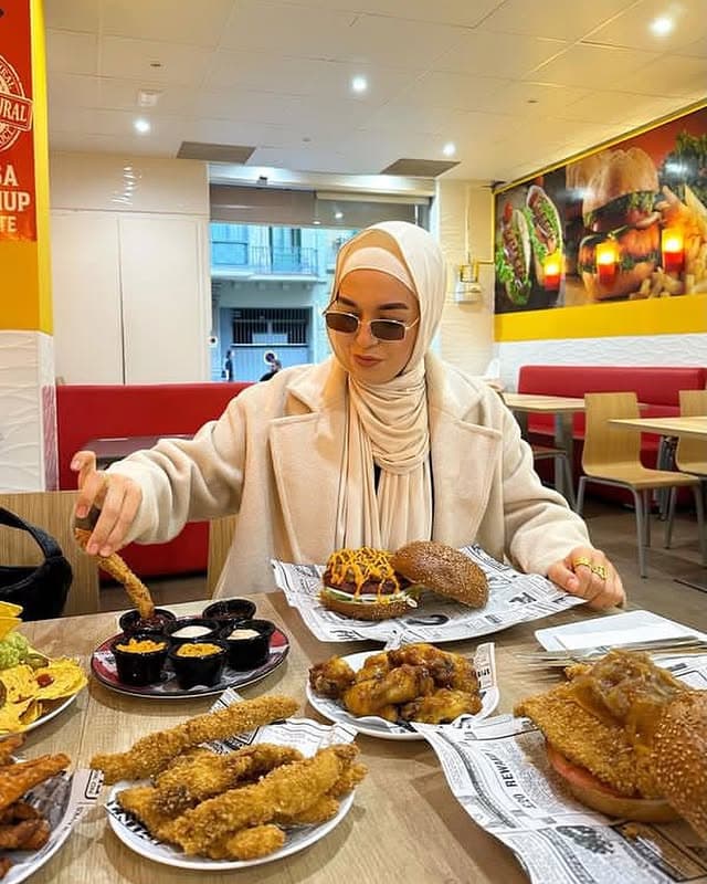 Burger World BCN - Restaurant interior